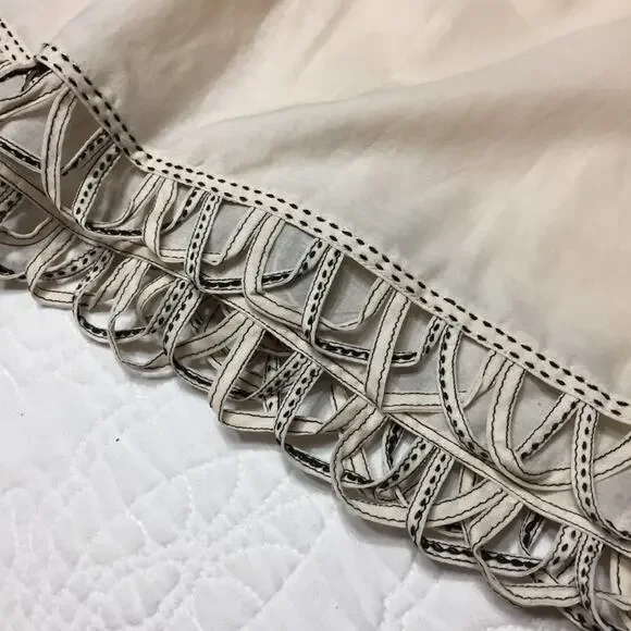 ECI Cream Skirt with Navy Blue Scalloped Embroidered Edge Details, Size 14 - Picture 7 of 13